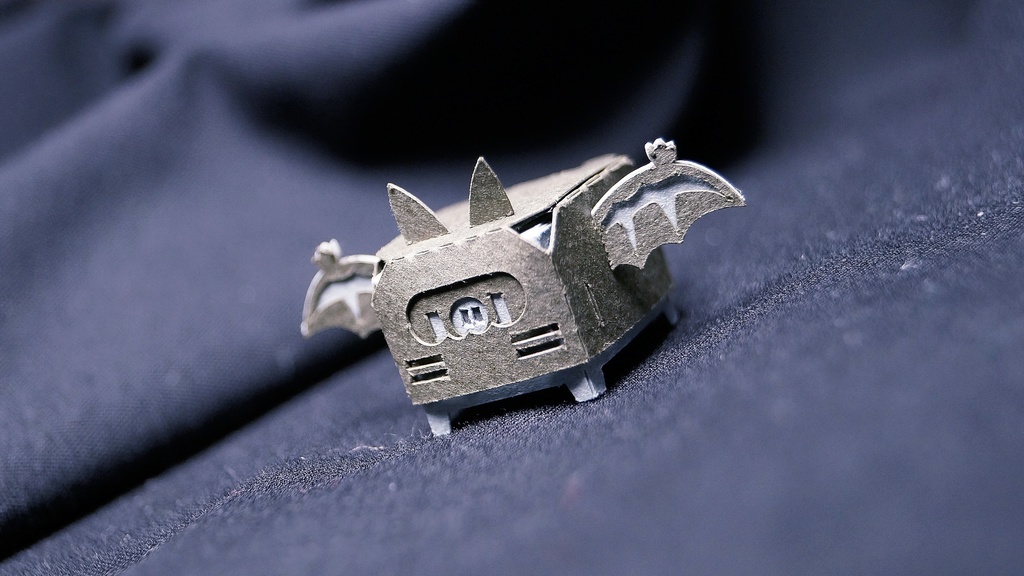 はこねこ こうもり ふかみどり