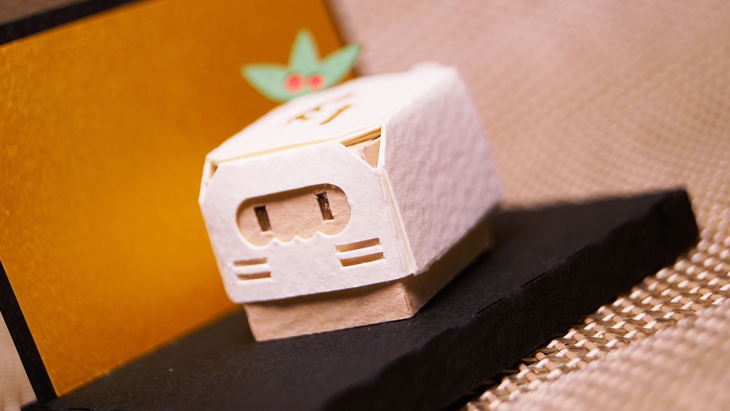 はこねこ かまぼこ しろ