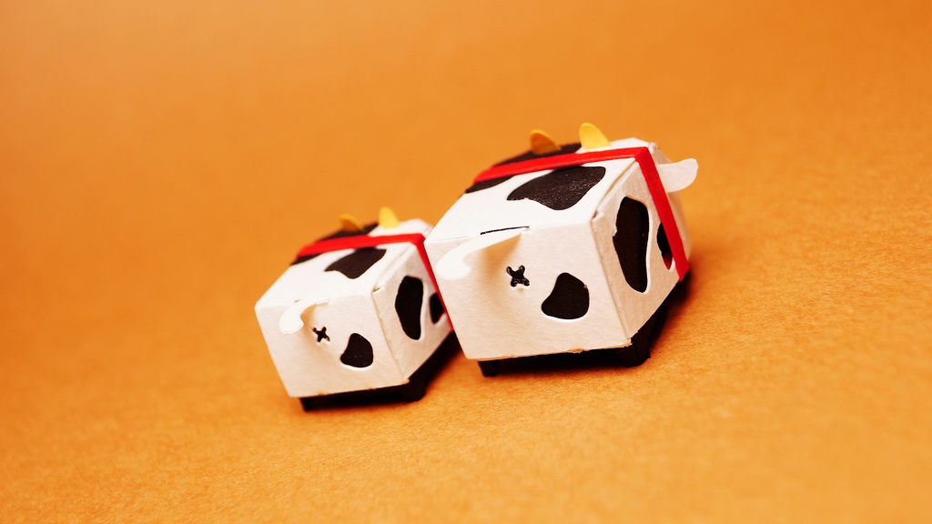 はこねこ うしのおやこ