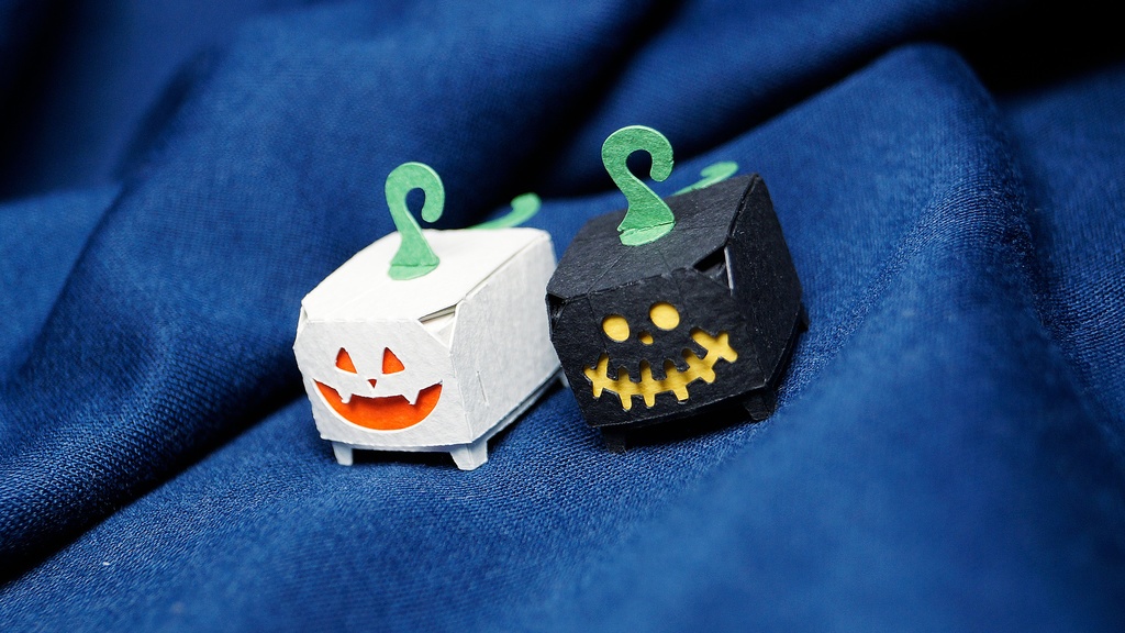 はこねこ ジャック・オ・ランタン はいいろ