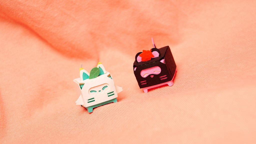 はこねこ たぬき くろピンク