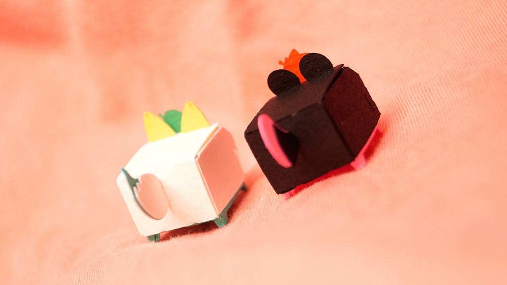 はこねこ たぬき くろピンク