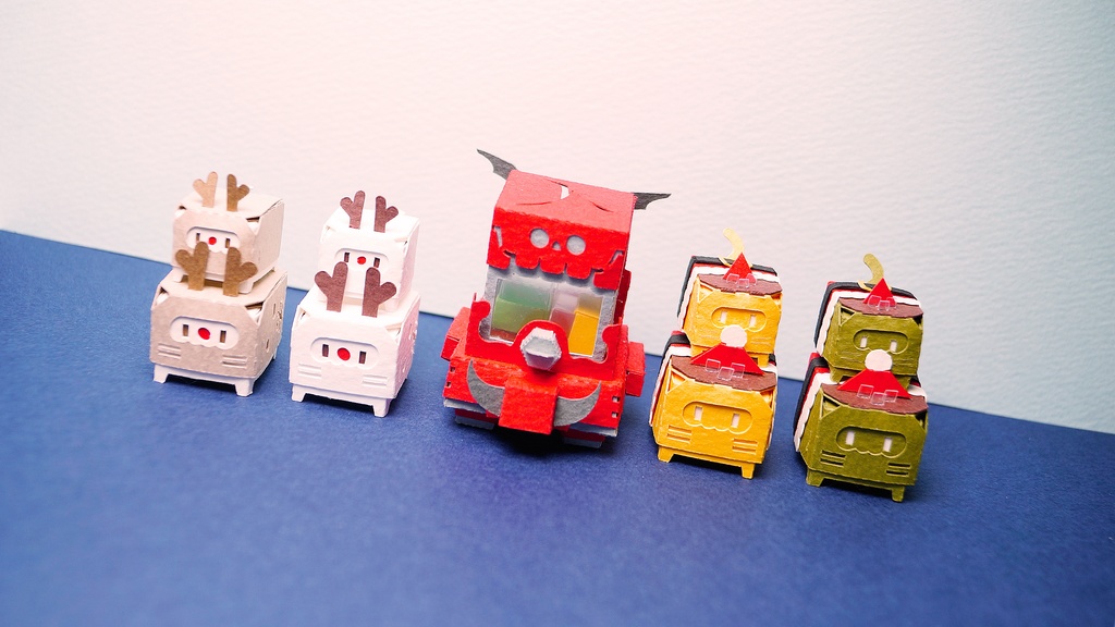 はこねこ トナカイのおやこ ゆき