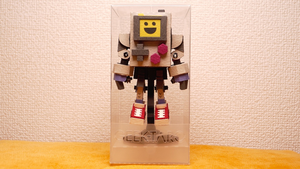 【ゲーム機型ペーパークラフト】GEEK-TARO(ギーク太郎)