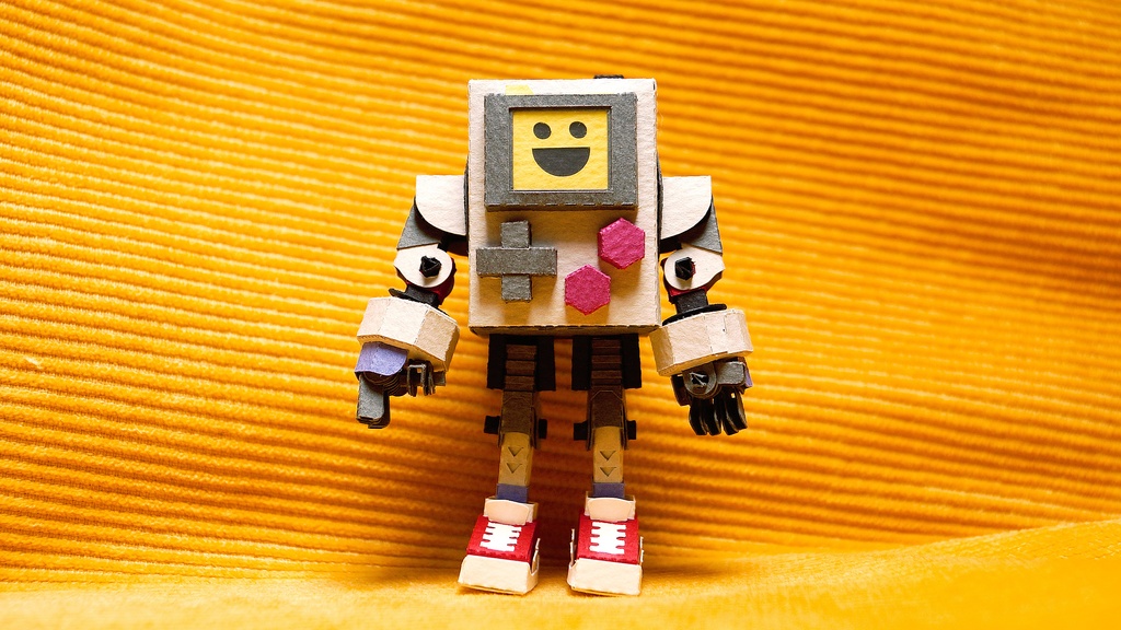 【ゲーム機型ペーパークラフト】GEEK-TARO(ギーク太郎)