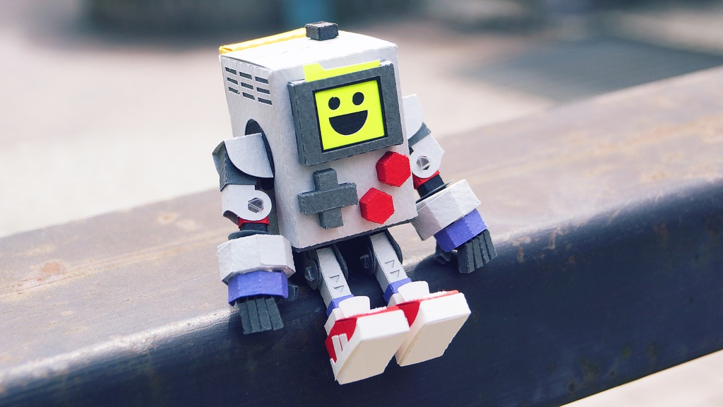 【ゲーム機型ペーパークラフト】GEEK-TARO(ギーク太郎)