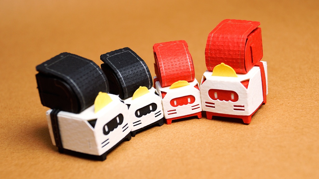 はこねこ ランドセルのおやこ あか