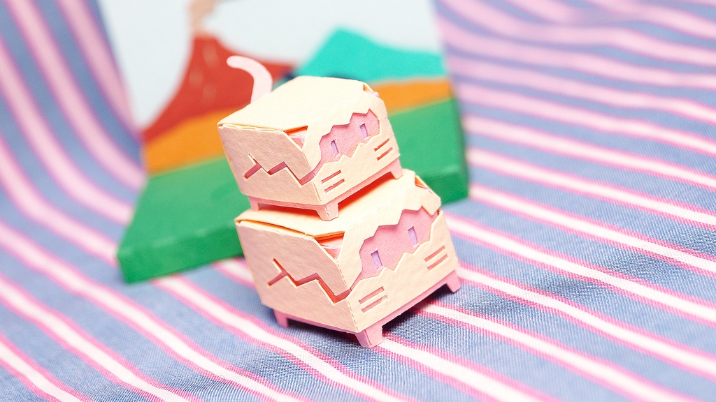 はこねこ なにかのたまごのおやこ もも