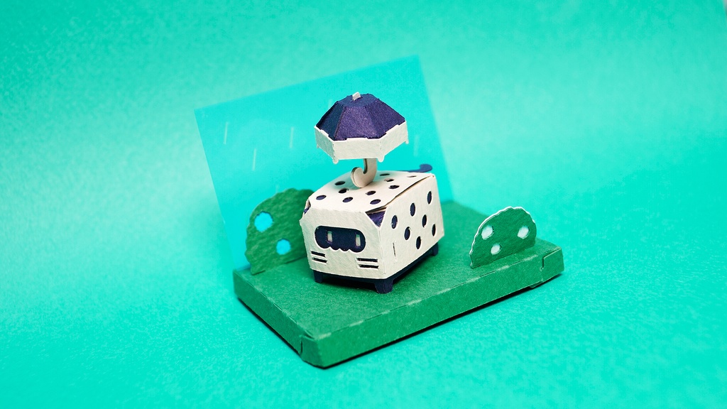 はこねこ あめのひ はいむらさき