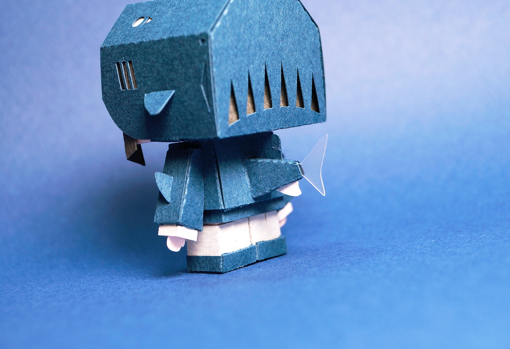 メチャミカ サメ-1【ミカちゃん型ペーパークラフト】