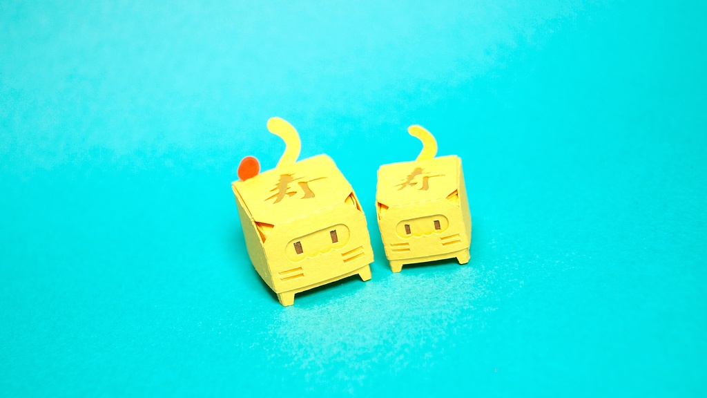 はこねこ おめでたいたまごやきのおやこ