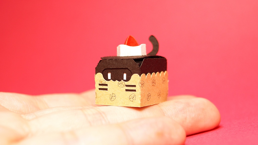 はこねこ　カップケーキ　チョコ