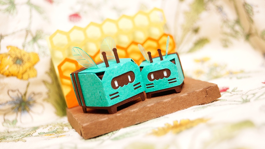 はこねこ　みつばちのおやこ　チョコミント