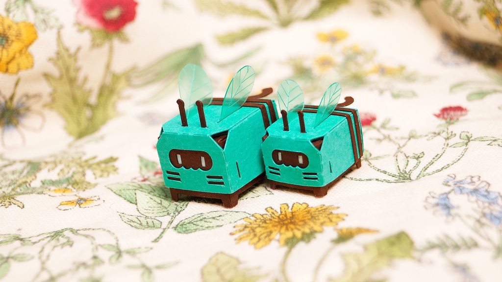 はこねこ みつばちのおやこ チョコミント