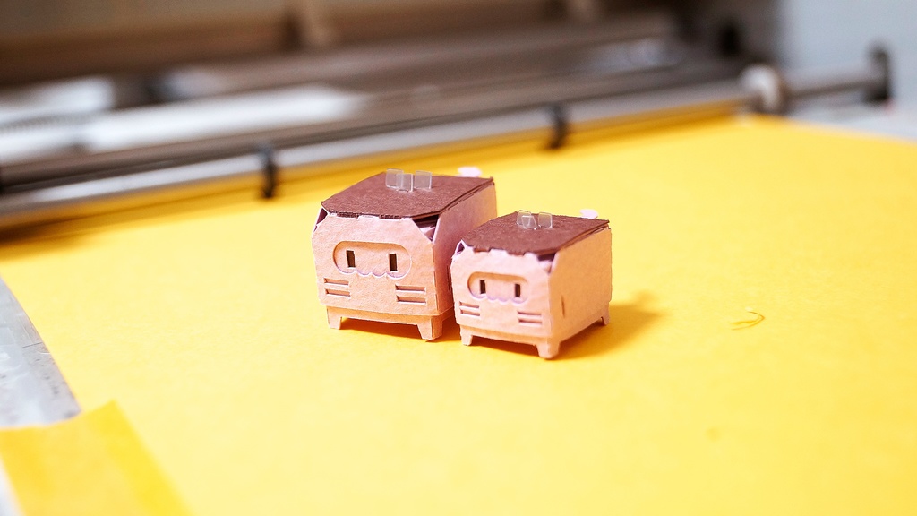 はこねこ カステラのおやこ いちご