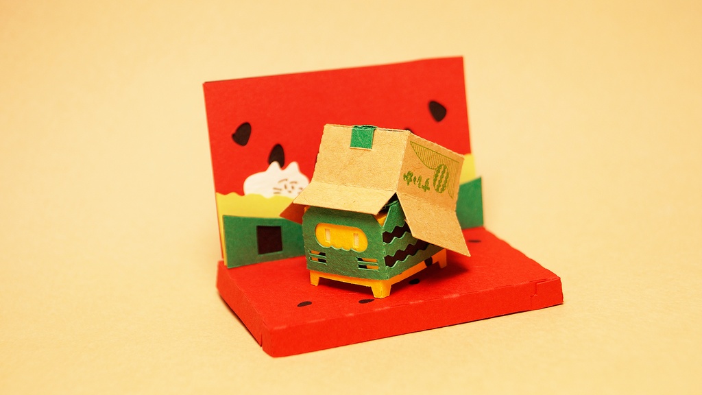 はこねこ ダンボールつむり すいか きいろ