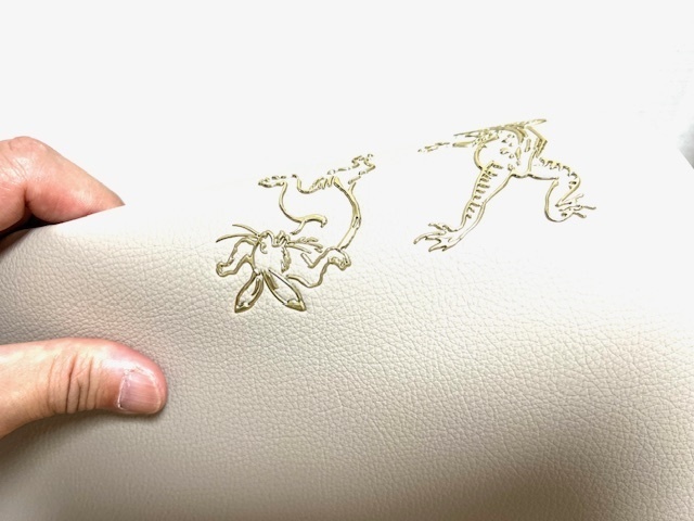 鳥獣戯画 オリジナル 長財布 3D 造形 ベージュ 高山寺 和柄 日本土産 ライトベージュ