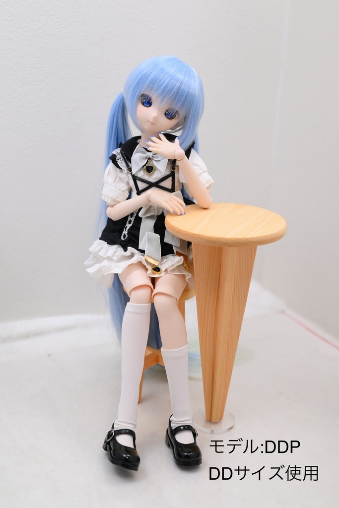 カフェテーブル