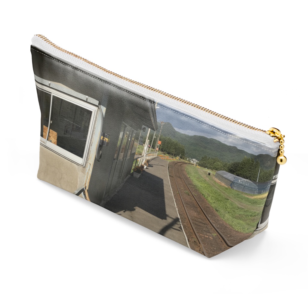 とある村の無人駅