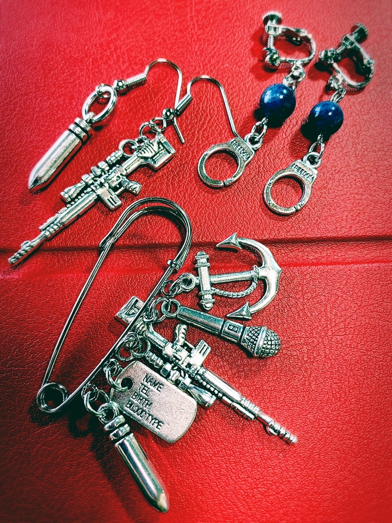 R&Jモチーフアクセサリー