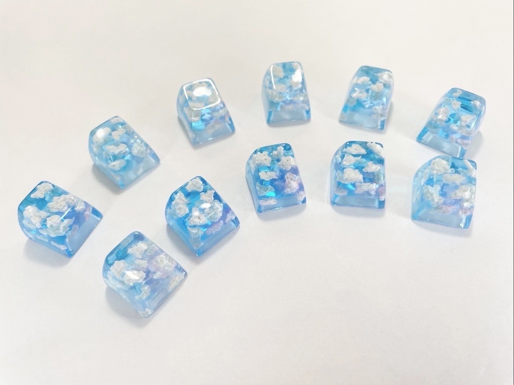 青い空と雲キーキャップ