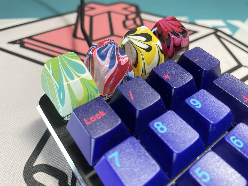 トリコマーブルキーキャップ(黄、緑、白)