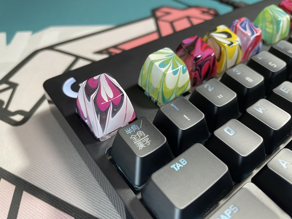 トリコマーブルキーキャップ(白、黒、ピンク)