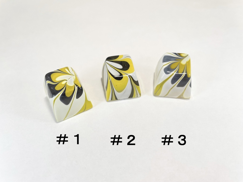 トリコマーブルキーキャップ(黄、黒、白)