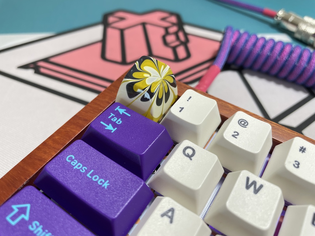 トリコマーブルキーキャップ(黄、黒、白)