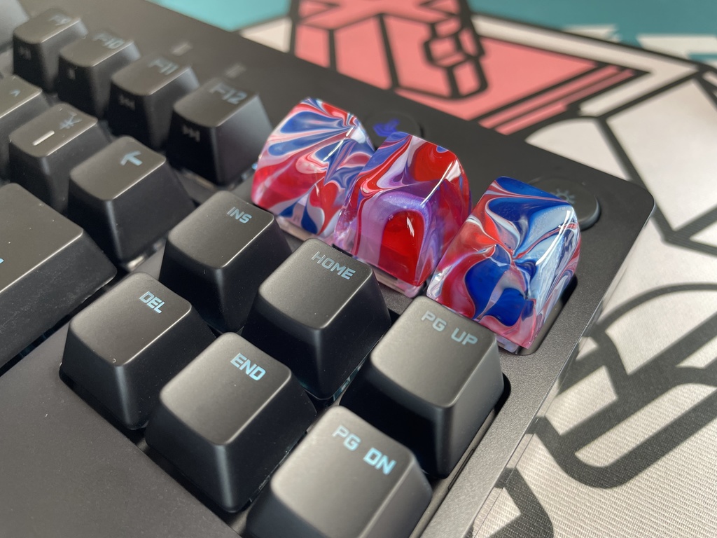 トリコマーブルキーキャップ(白、赤、青)