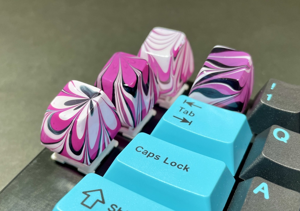 トリコマーブルキーキャップvol.1_R2(白、黒、ピンク)