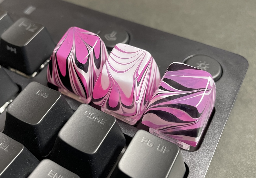 トリコマーブルキーキャップvol.1_R2(白、黒、ピンク)