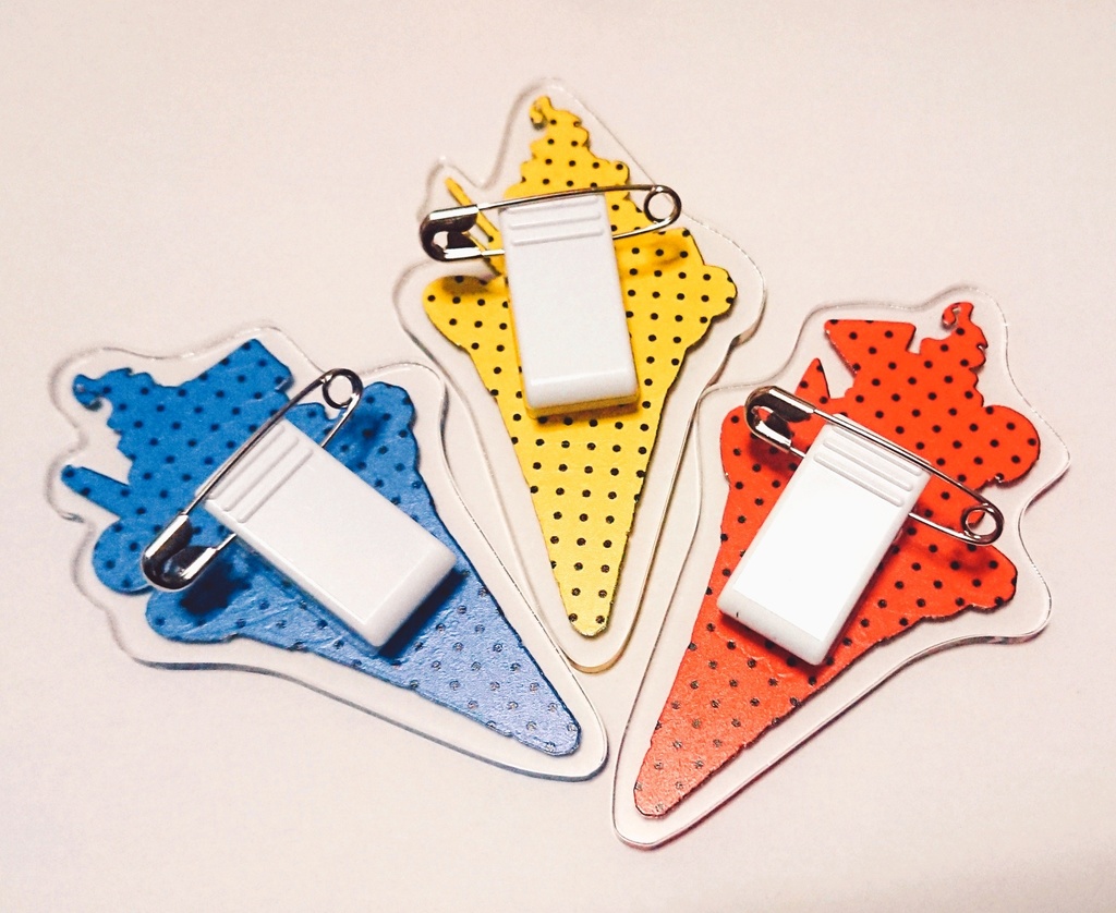 Traffic Softcream アクリルバッジ