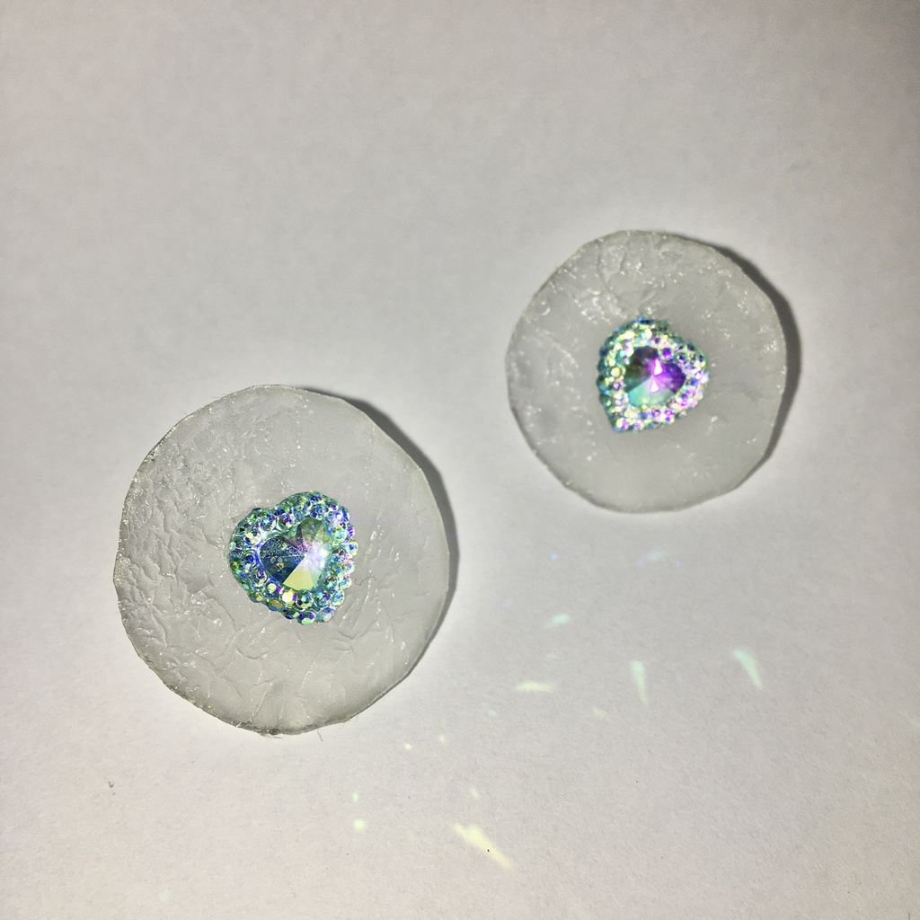 キラキラピアス