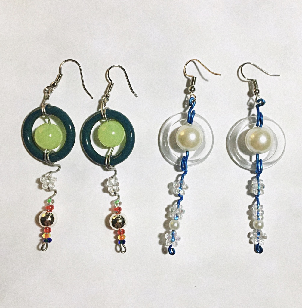 丸とお花のピアス