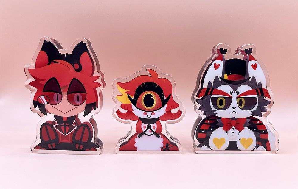 RadioTrio Standee Set