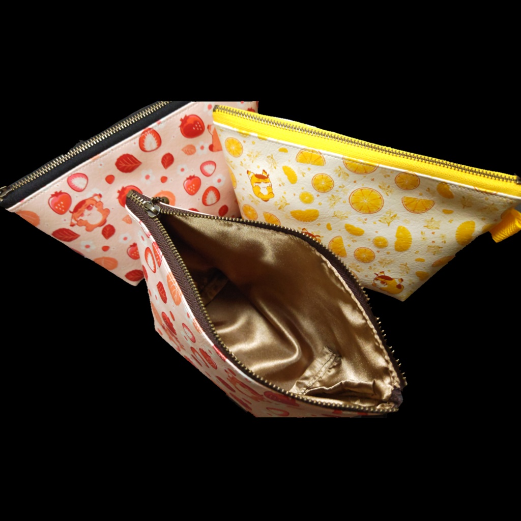 フォゼ尾ちゃん×くだものポーチ【三角ポーチ】