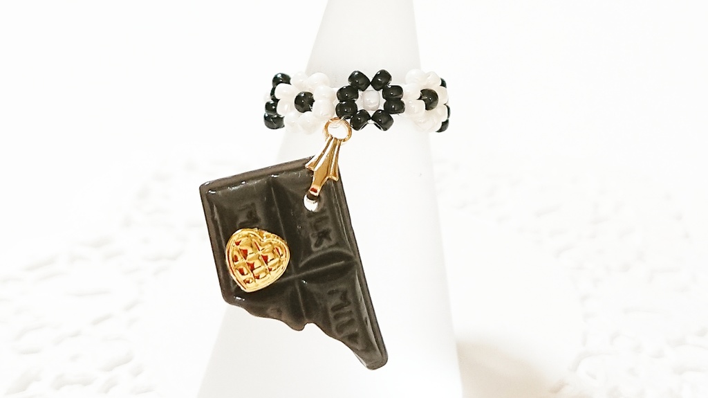 chocolate・black