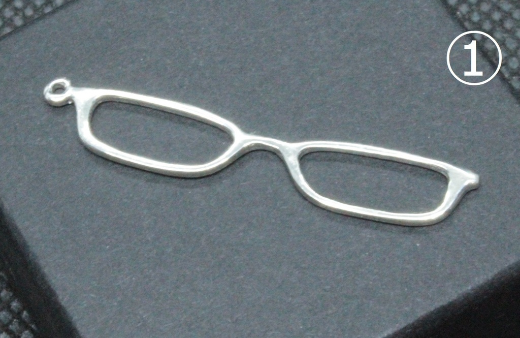 [Earring]メガネ