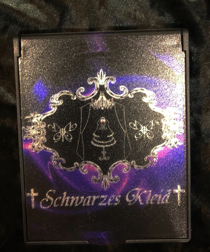 †Schwarzes Kleid† サークルエンブレム入り ミラー