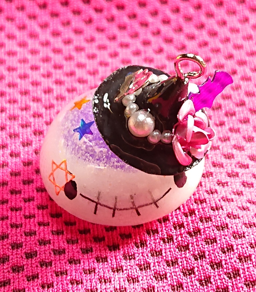 紫クラゲのハロウィン🎃ストラップ(魔女帽)