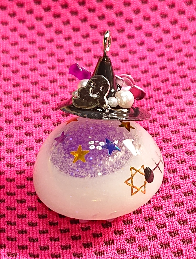 紫クラゲのハロウィン🎃ストラップ(魔女帽)