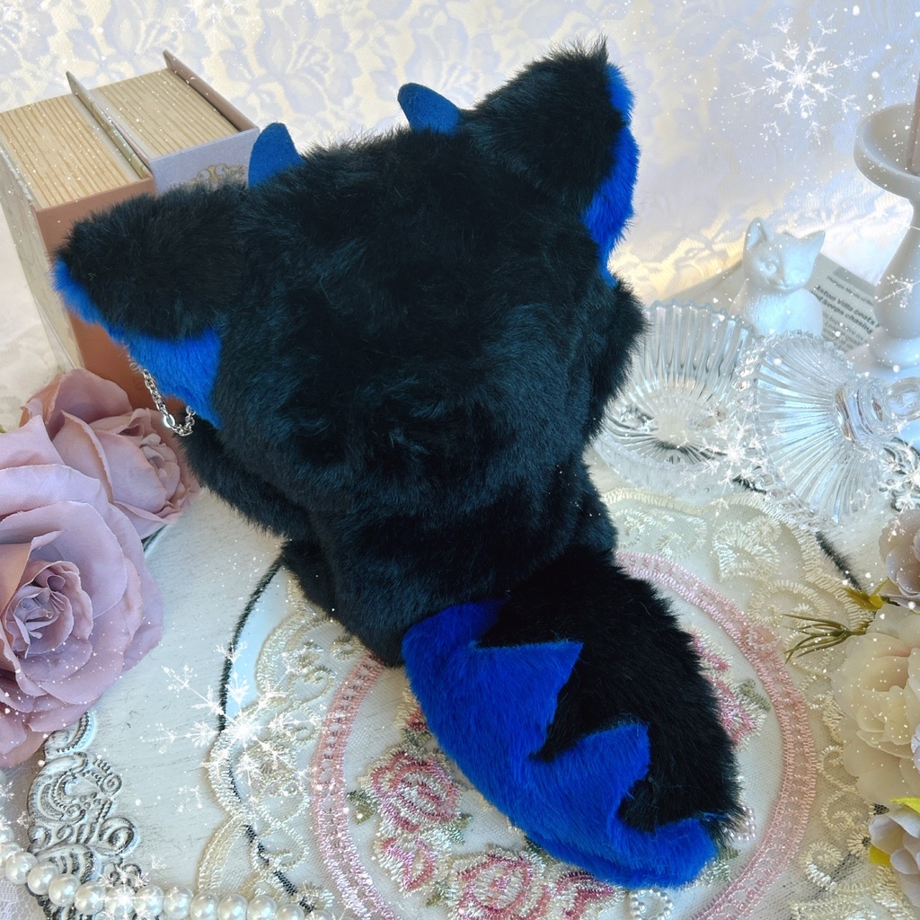 ハイタッチ BULL×BLACK デビキャット(⃔ *`꒳´ * )⃕↝