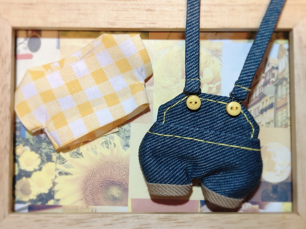 ケツが光るサロペット