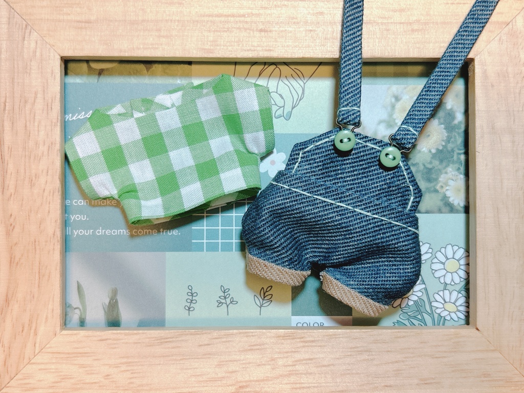 ケツが光るサロペット