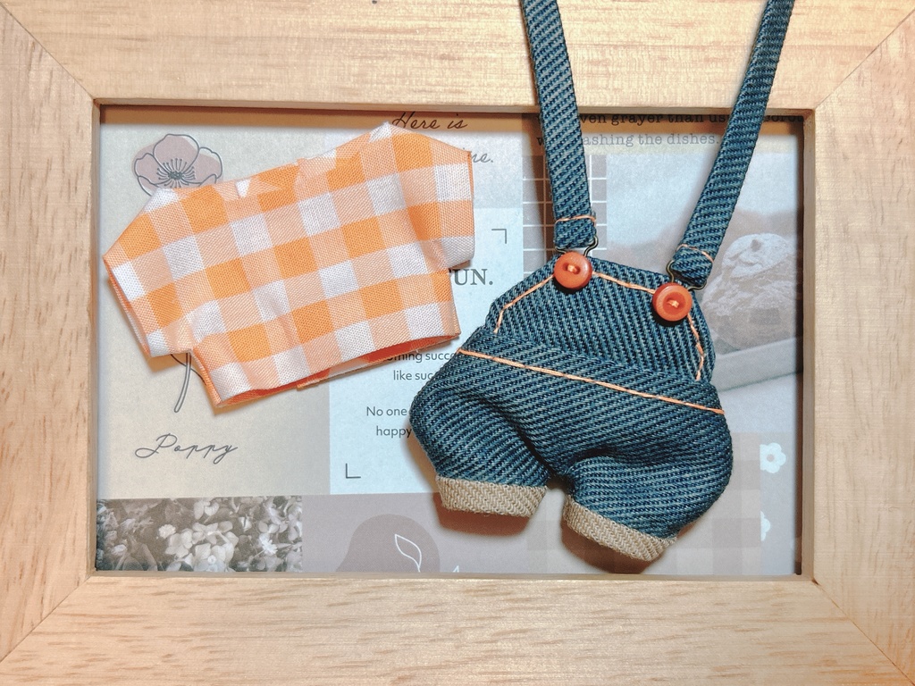 ケツが光るサロペット