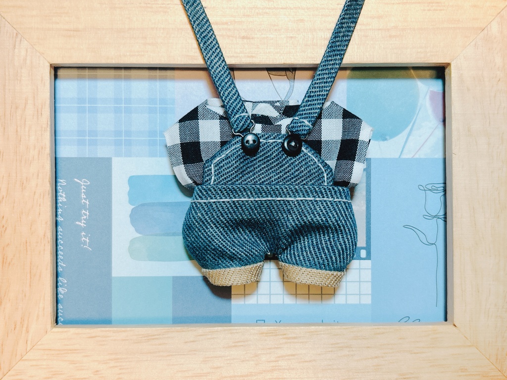 ケツが光るサロペット