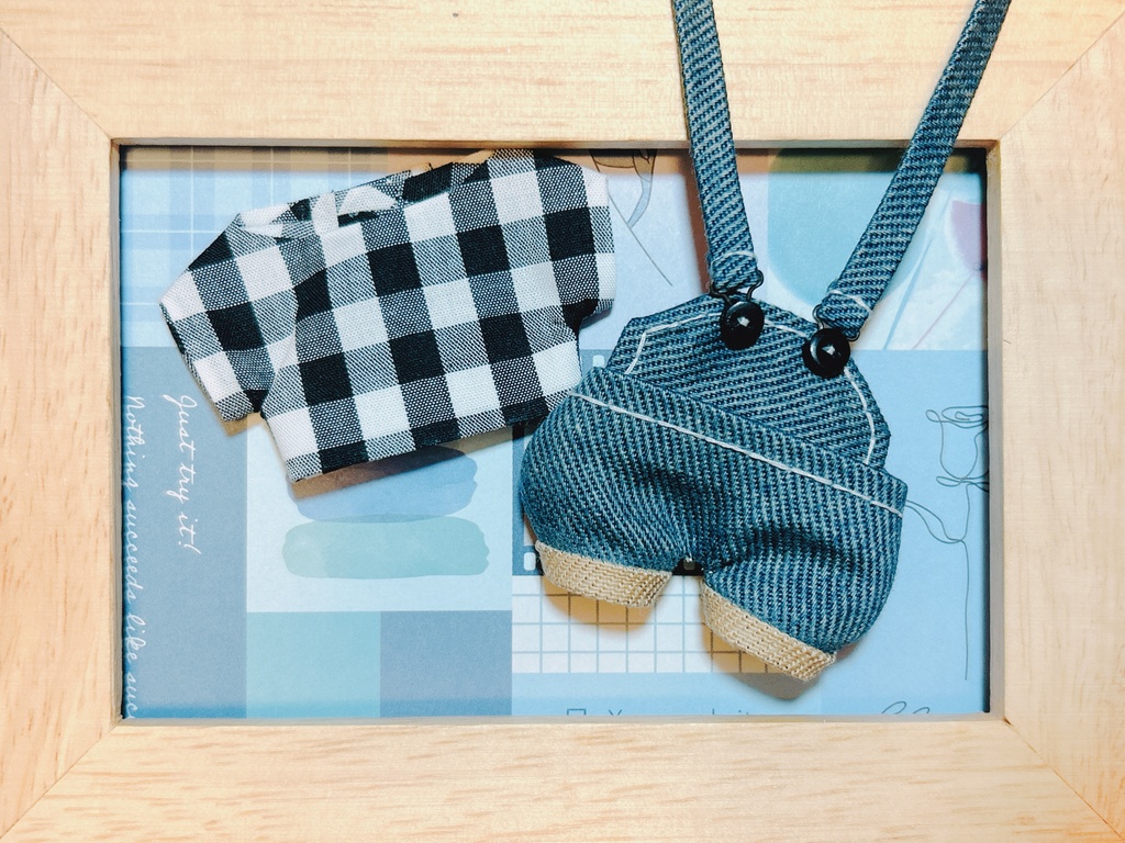 ケツが光るサロペット