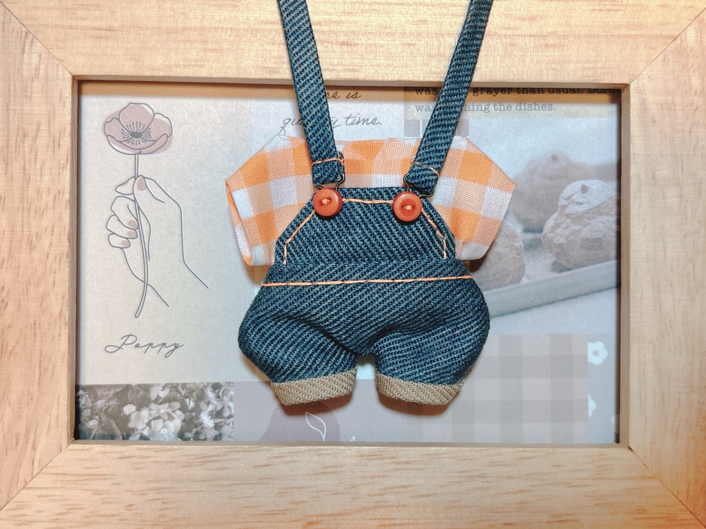 ケツが光るサロペット