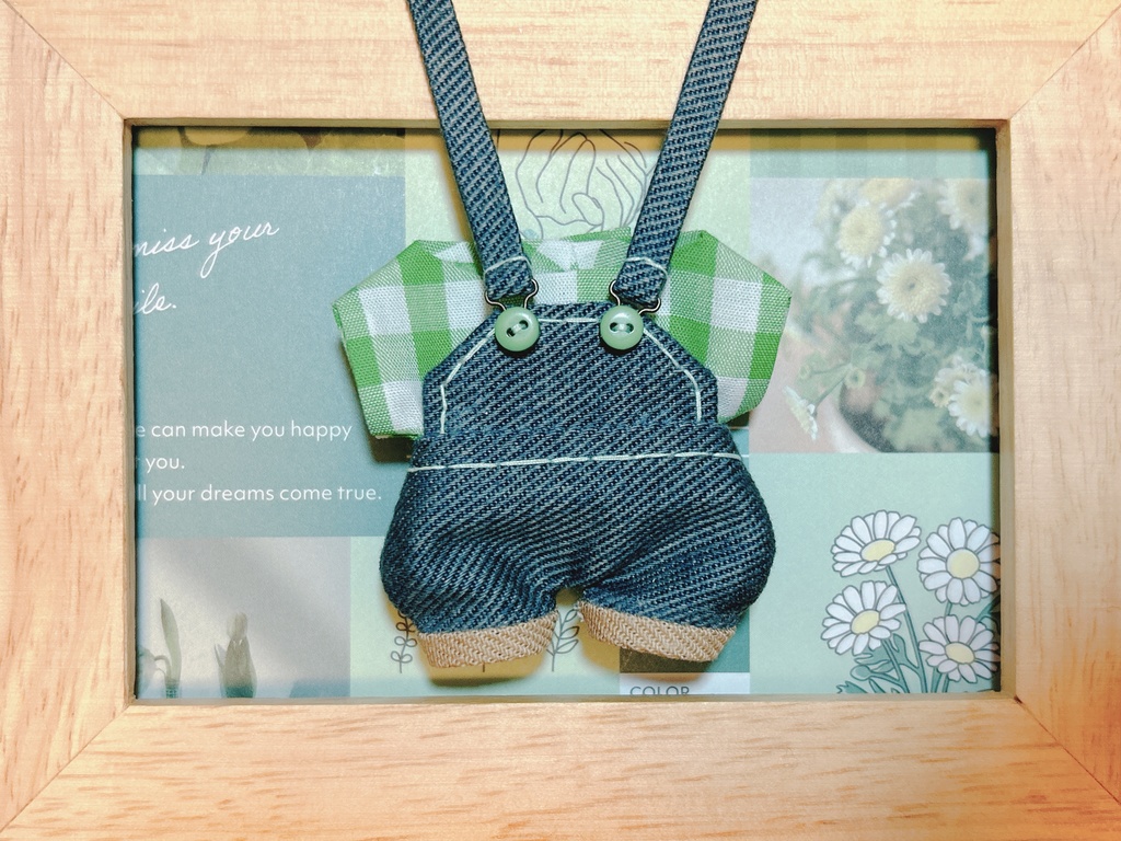 ケツが光るサロペット